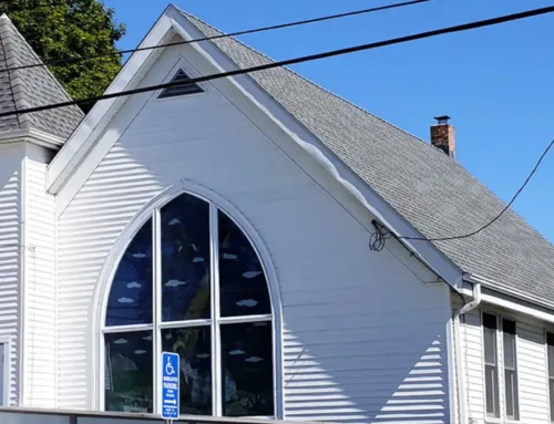 The Benefits of Hiring Local Vinyl Siding Installers Near Me in Connecticut