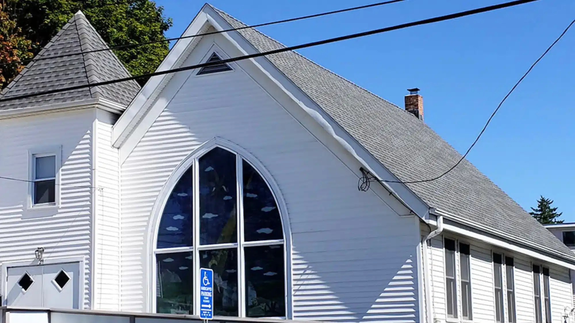 The Benefits of Hiring Local Vinyl Siding Installers Near Me in Connecticut