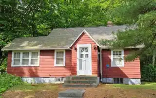 Top Roofers Near Me_ What to Look for When Hiring a Residential Roofing Contractor in Connecticut