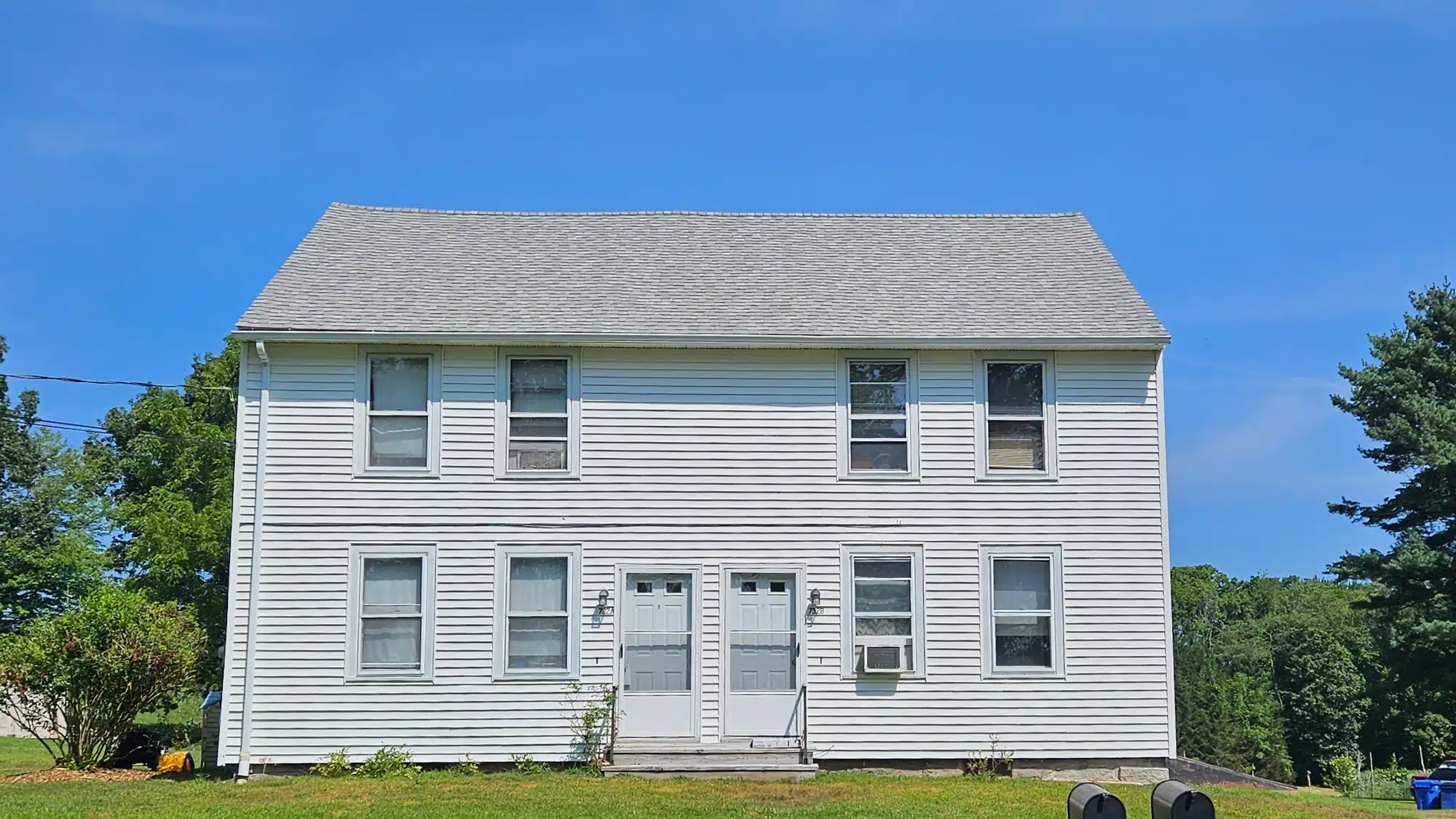 Choosing the Right Shingle Color for a Hot Climate—Style Meets Function