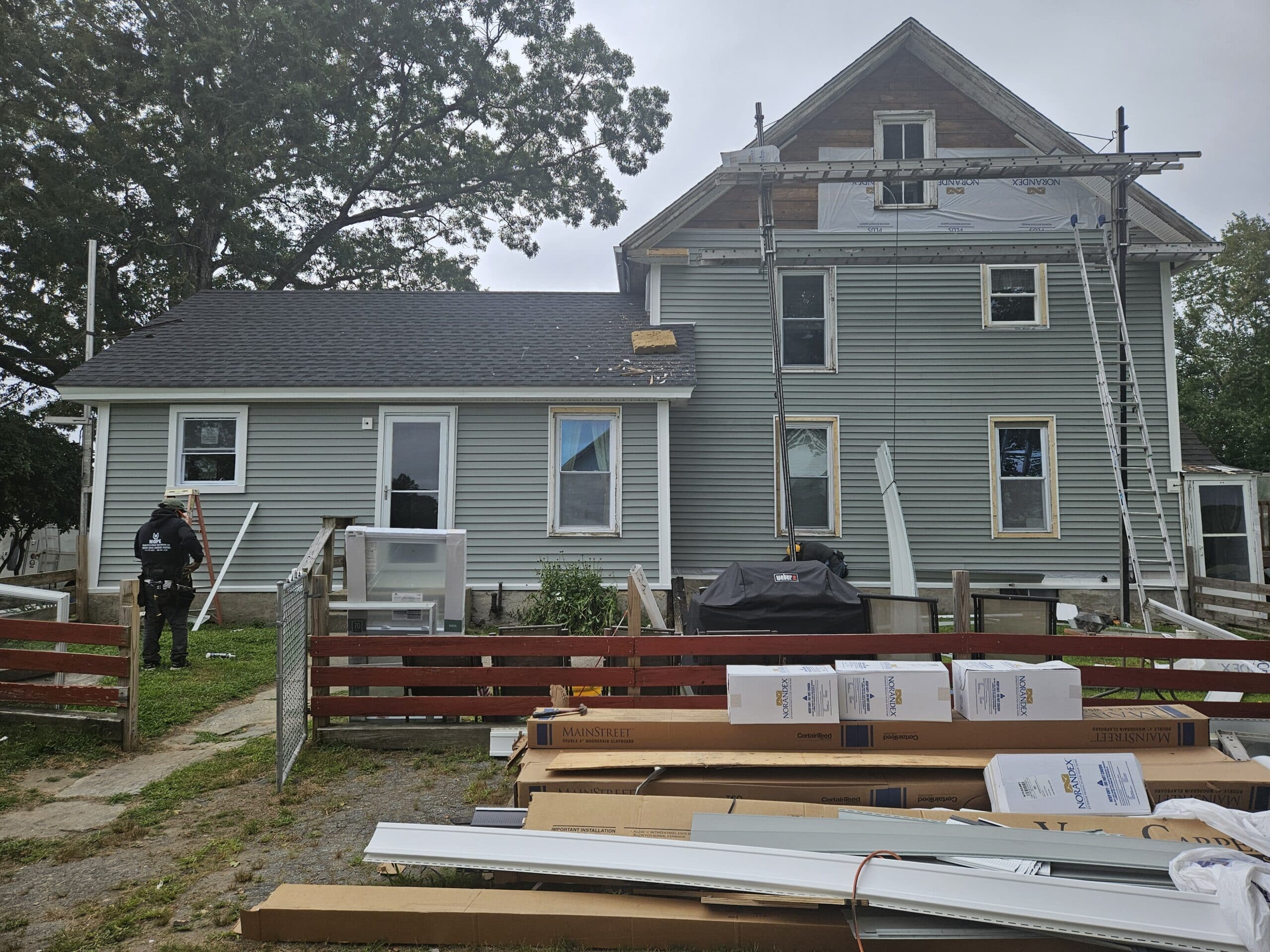 After Installed CertainTeed Cypress Vinyl Siding, Ledyard CT, JS and R Roofing, Vinyl siding installation near me (4)