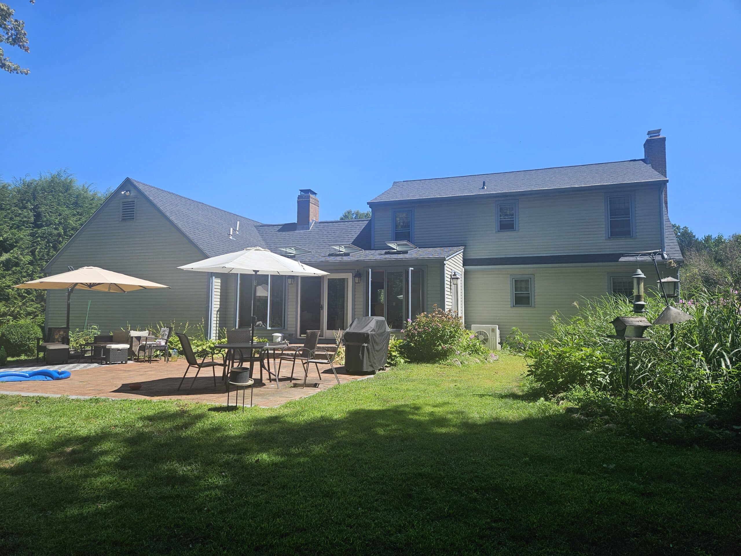 After Installed Pewterwood Shingles, Uncasville CT, JS and R Roofing, roofing company near me (1)