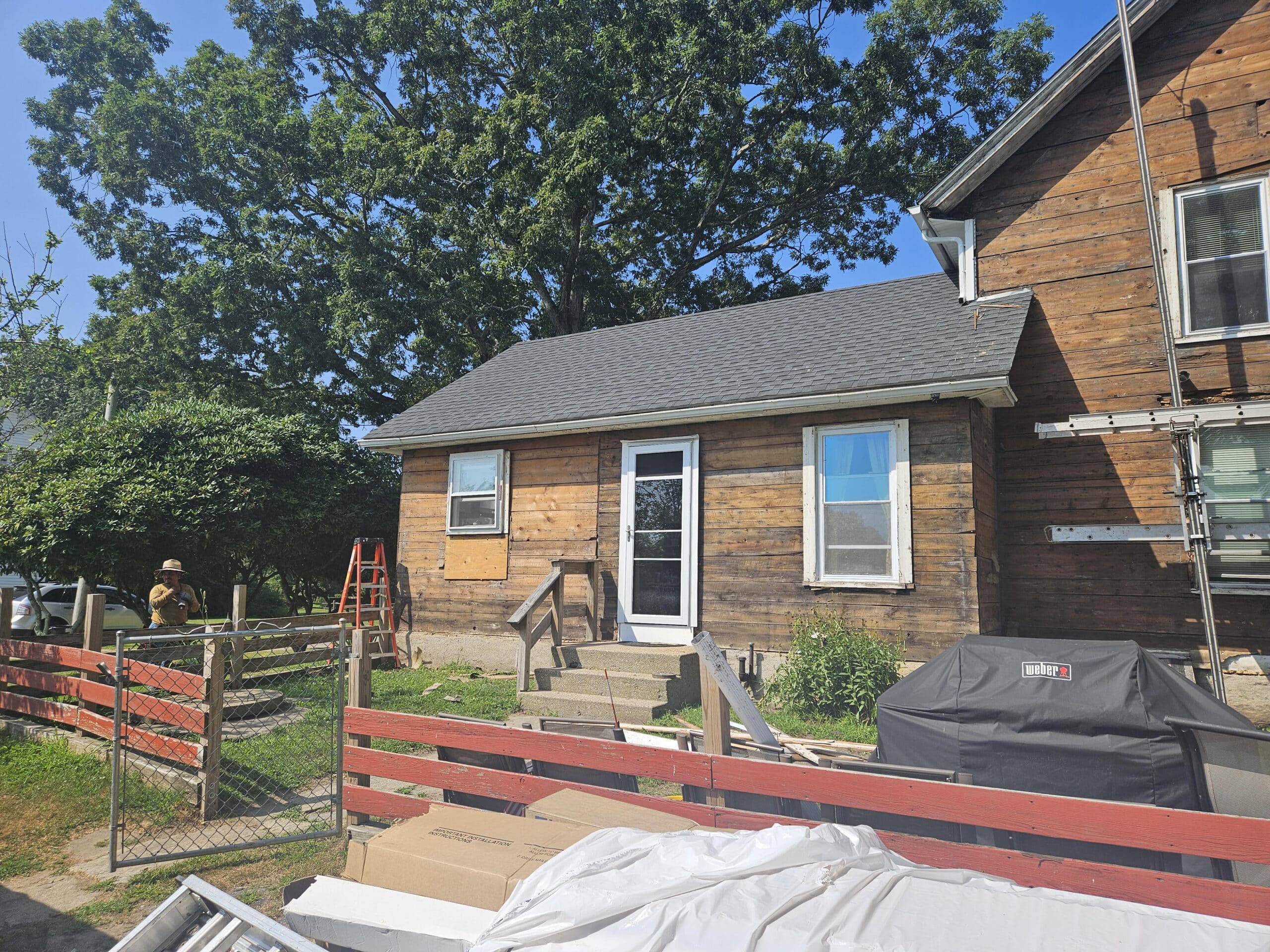 Before Installed CertainTeed Cypress Vinyl Siding, Ledyard CT, JS and R Roofing, Vinyl siding installation near me (3)