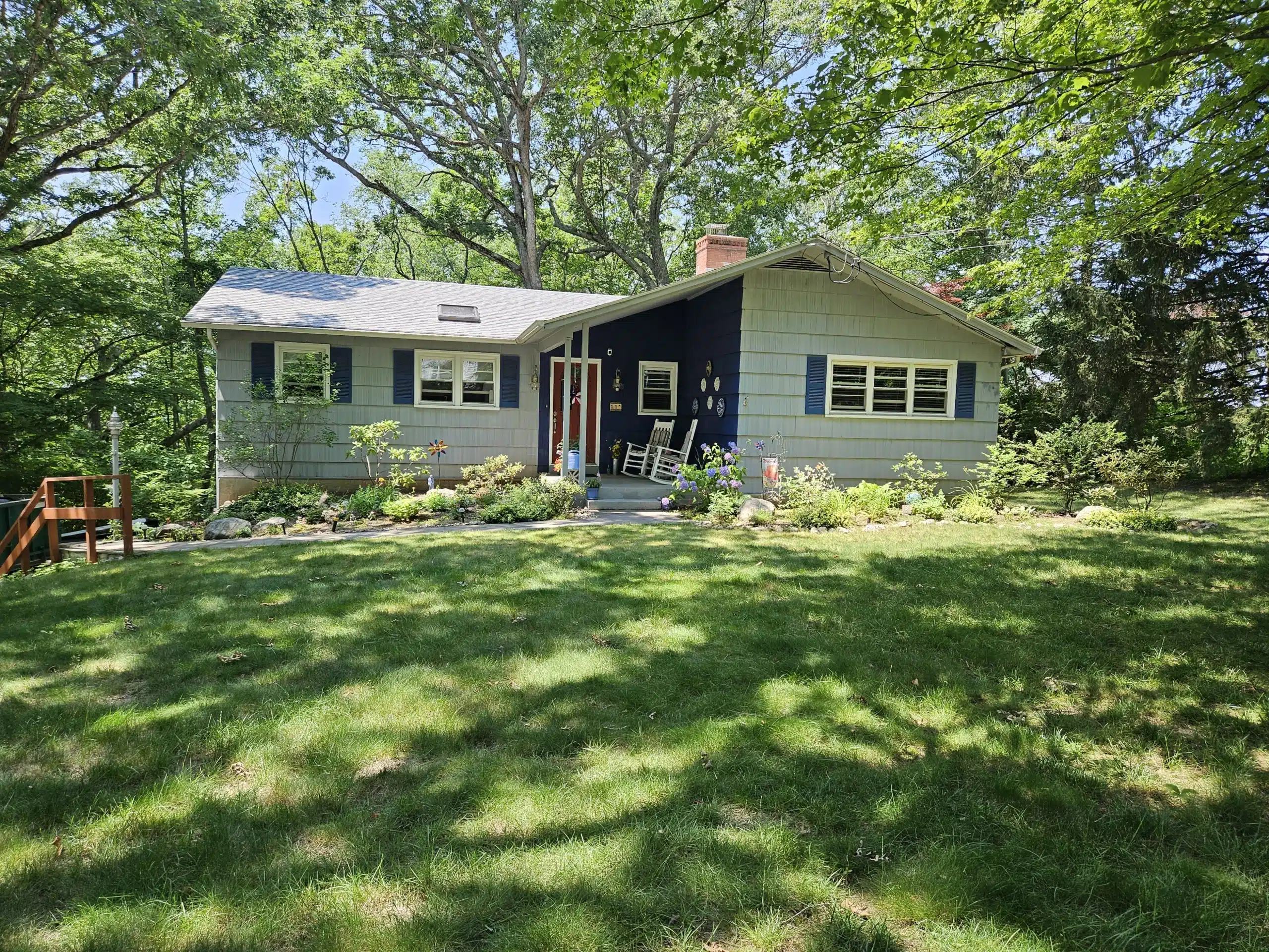 CertainTeed Cobblestone Gray roof installation completed by JS & R Roofing Company in Colchester, CT featuring durable asphalt shingles and a clean finished roof.