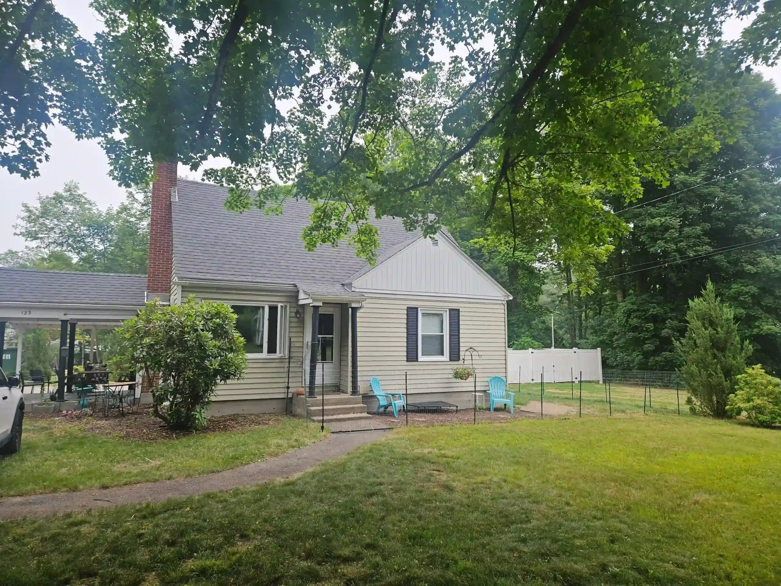 CertainTeed Weathered Wood roof installation on a home in Griswold, CT by JS & R Roofing